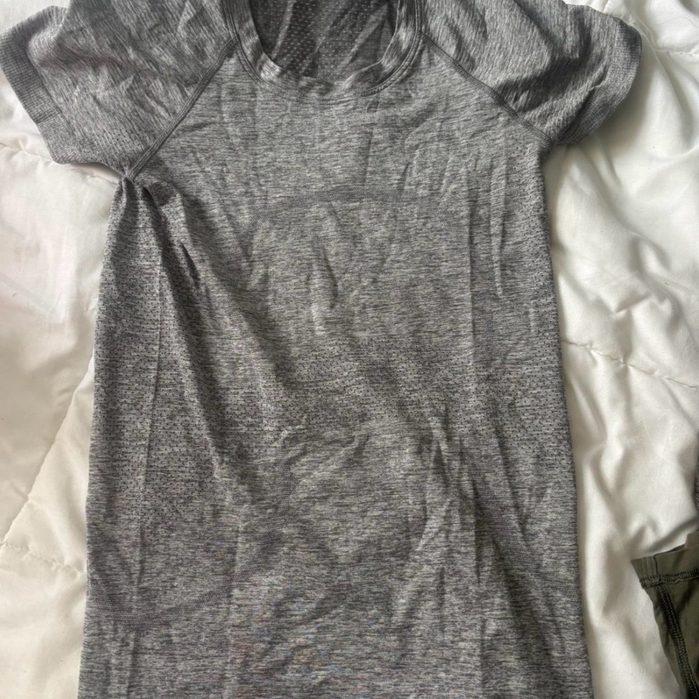Lululemon swiftly tech